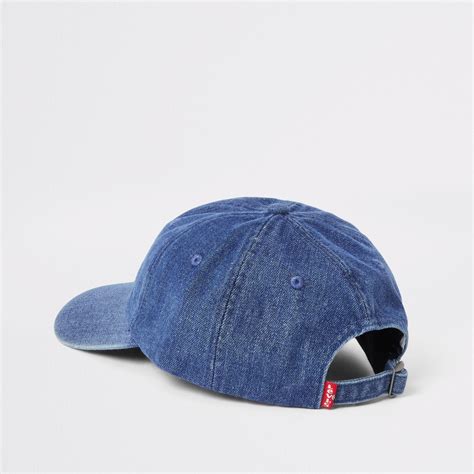 Denim baseball cap .